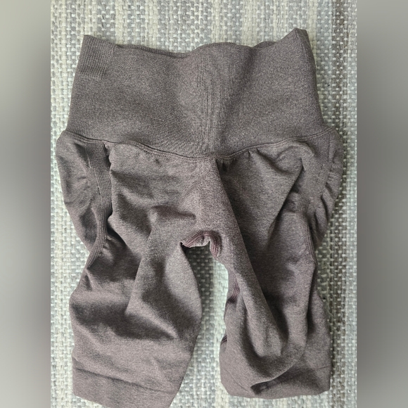 Buff bunny Miracle Seamless Shorts Mocha Berry Brown - Picture 6 of 7